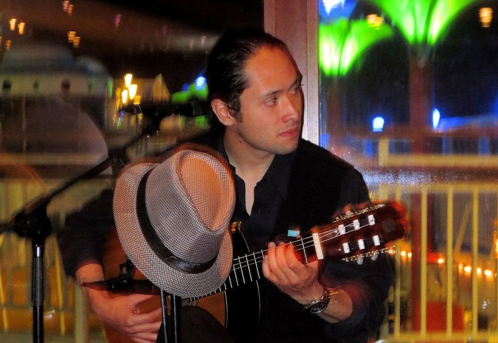 Guitarrista Cantante Flamenco